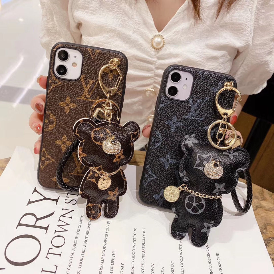 ルイヴィトンLOUIS VUITTON iPhone12proケース - その他